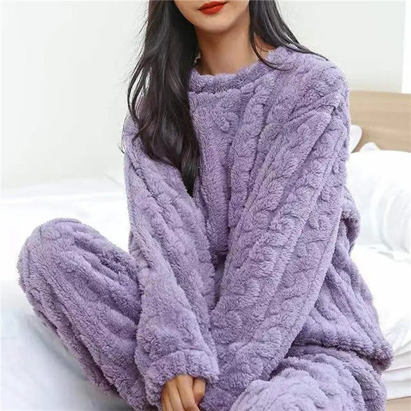 Women’s Cozy Fleece Pajama Set