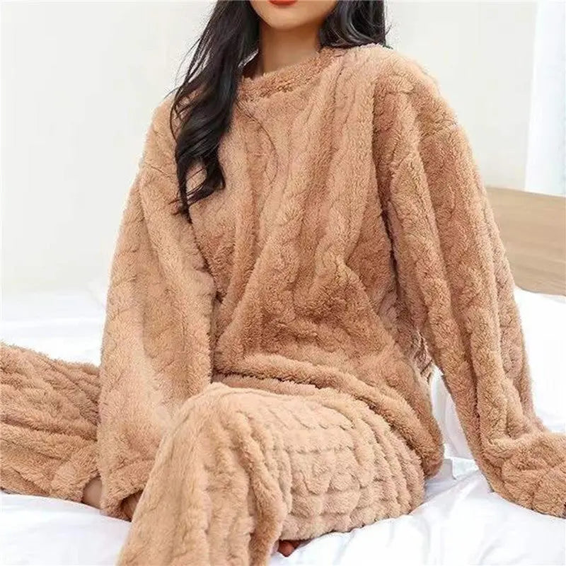 Women’s Cozy Fleece Pajama Set