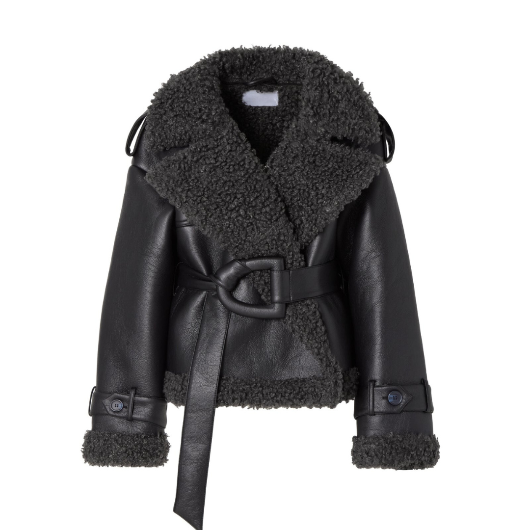Women’s Faux Shearling Jacket – With Tailored Fit & Urban Chic Accents