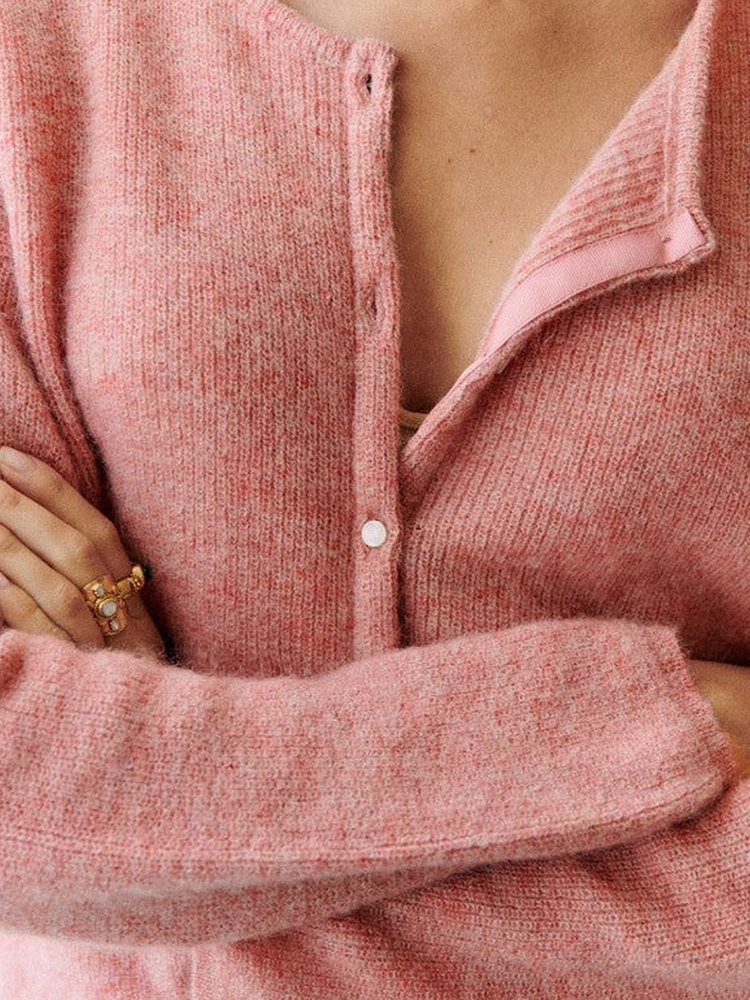 Classic Knit Button-Front Cardigan – Soft, Timeless Layering Sweater for Women