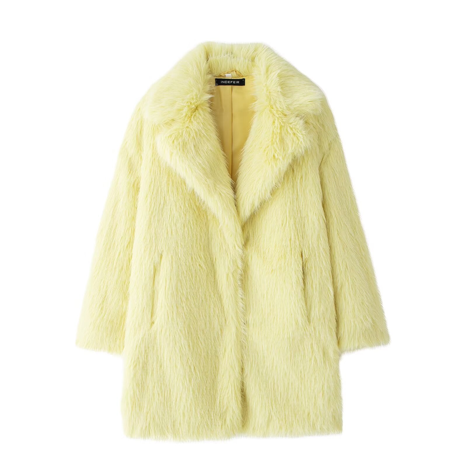 Oversized Faux Fur Coat – Vintage-Inspired Jacket with Wide Lapel Collar